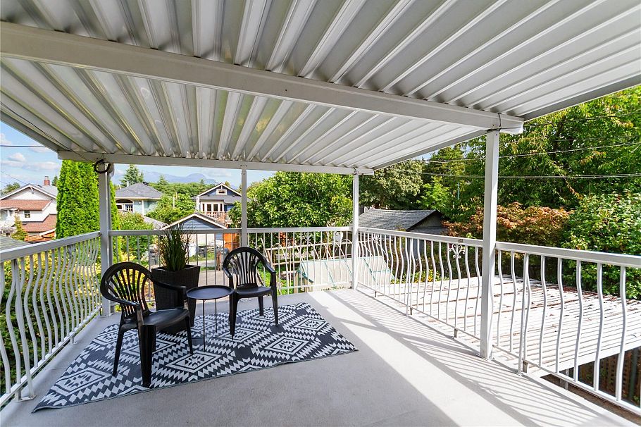 2461 Dundas Street Vancouver, BC - 20