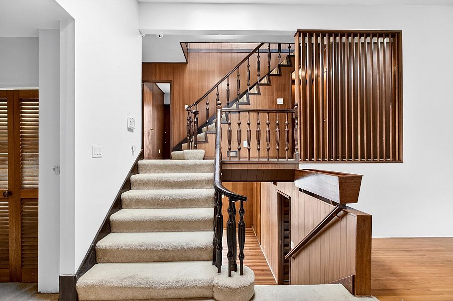 642 W 53rd Avenue Vancouver, BC - 4