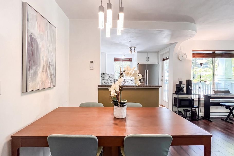 306 1111 Lynn Valley Road North Vancouver, BC - 10