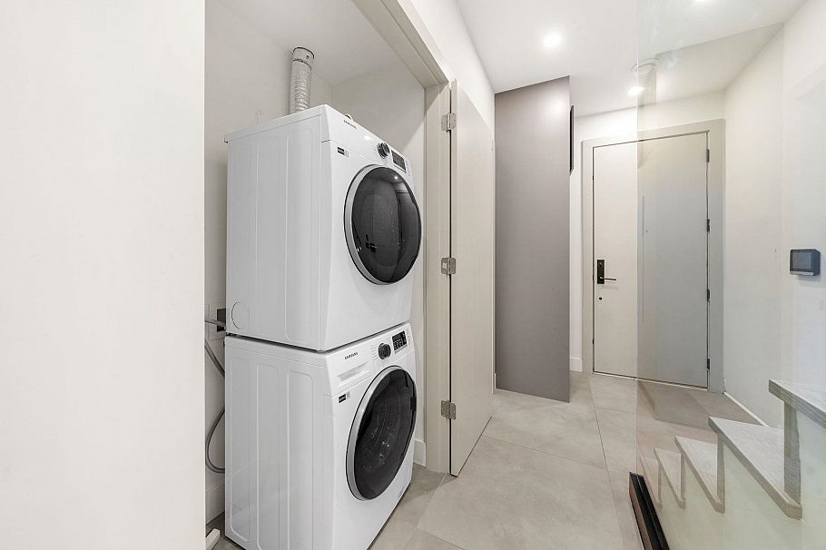 5027 Inverness Street Vancouver, BC - 19