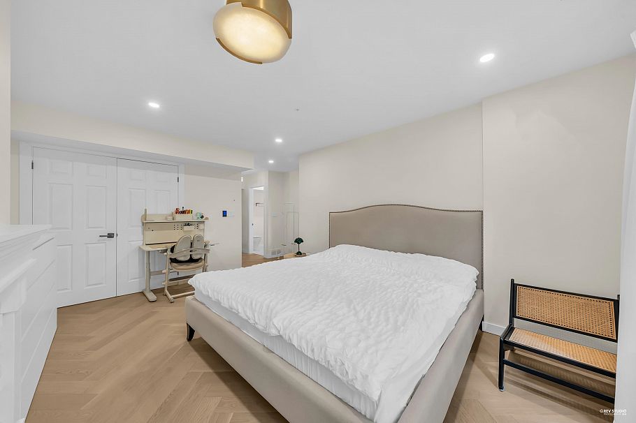 3460 Amberly Place Vancouver, BC - 18