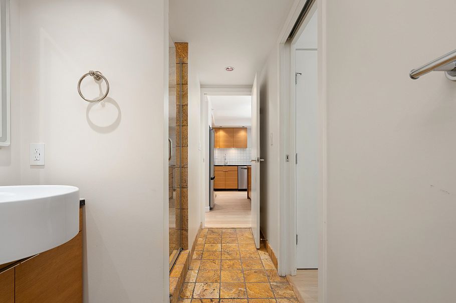 401 1055 Homer Street Vancouver, BC - 21
