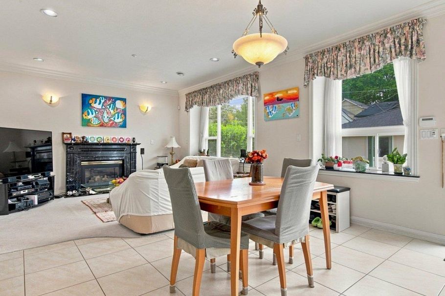 3262 W 12th Avenue Vancouver, BC - 14