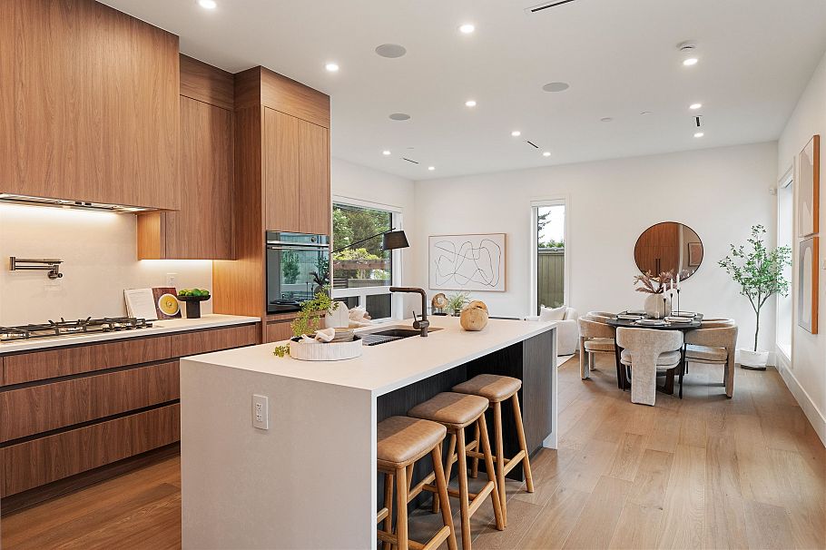 948 W 57th Avenue Vancouver, BC - 6