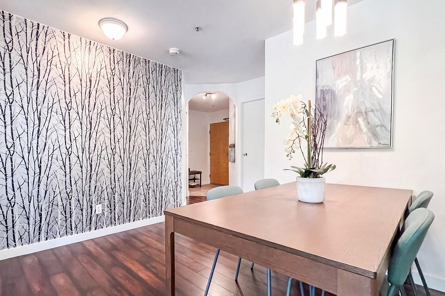 306 1111 Lynn Valley Road North Vancouver, BC - 11