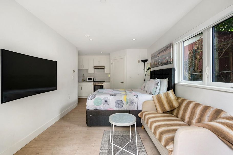 4728 Duchess Street Vancouver, BC - 26