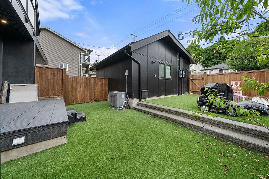 5027 Inverness Street Vancouver, BC - 9