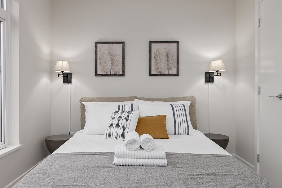 7476 Granville Street Vancouver, BC - 15