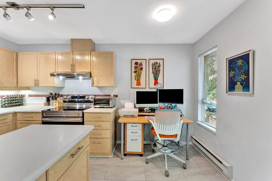306 3400 SE Marinr Drive Vancouver, BC - 7