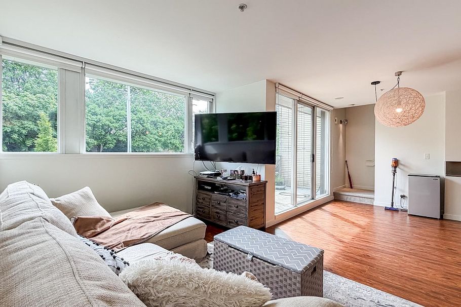 390 E 11TH AVE, Vancouver BC V5T 4V9 Vancouver, BC - 7