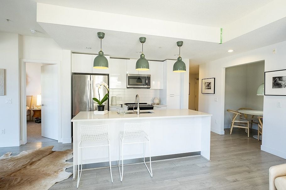 409 719 W 3rd Street North Vancouver, BC - 4