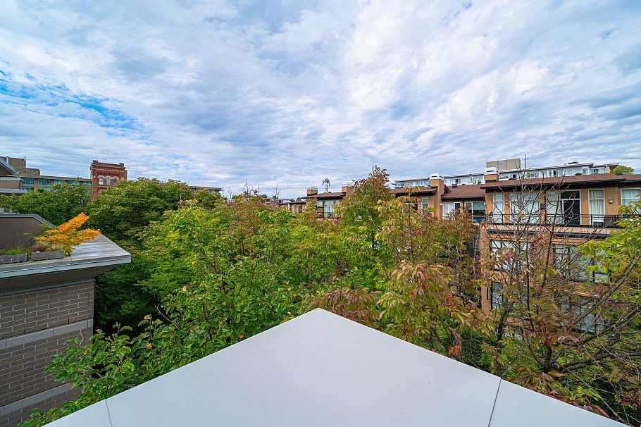 404 2161 W 12th Avenue Vancouver, BC - 24