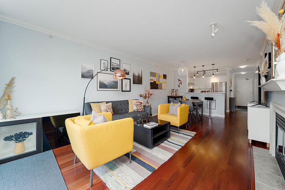 404 2161 W 12th Avenue Vancouver, BC - 2