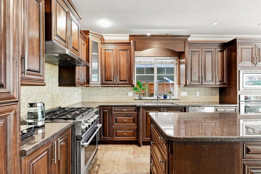 1417 Woods Drive North Vancouver, BC - 11