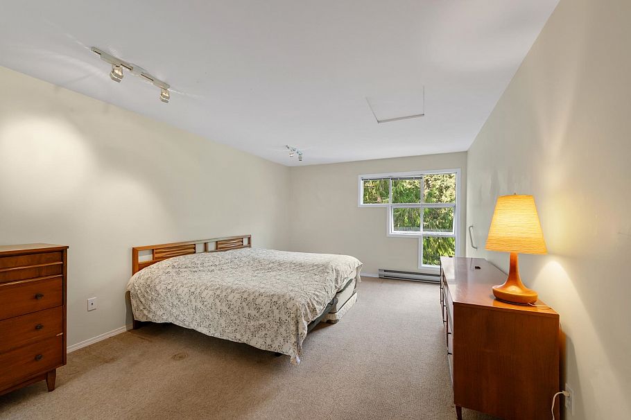 303 3373 Capilano Crescent North Vancouver, BC - 24