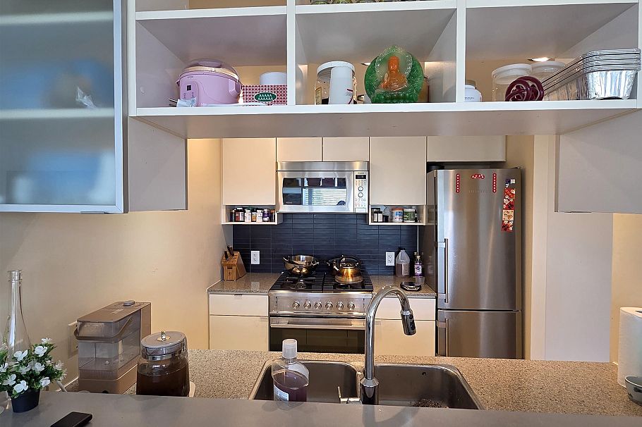 3008 939 Expo Boulevard Vancouver, BC - 4