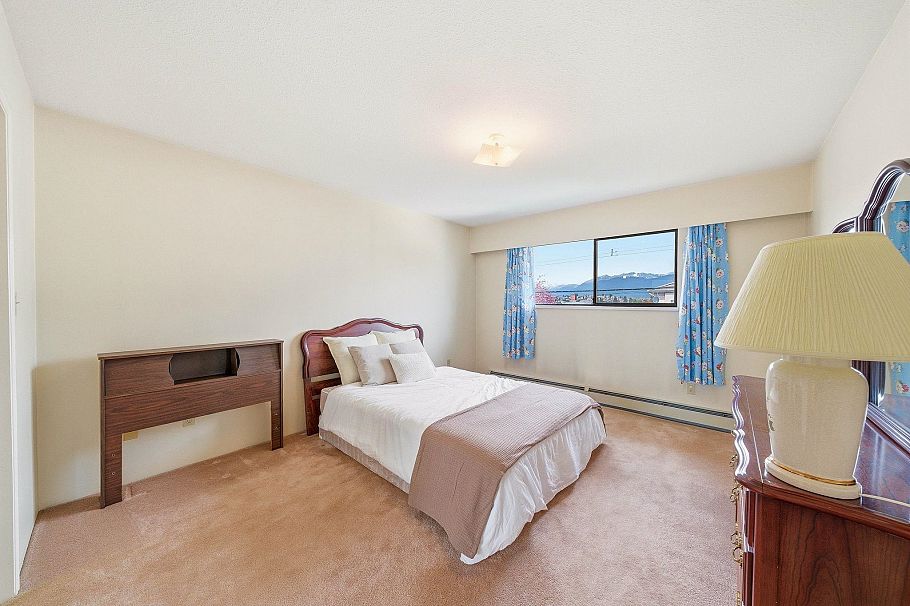 3217 E 18th Avenue Vancouver, BC - 15
