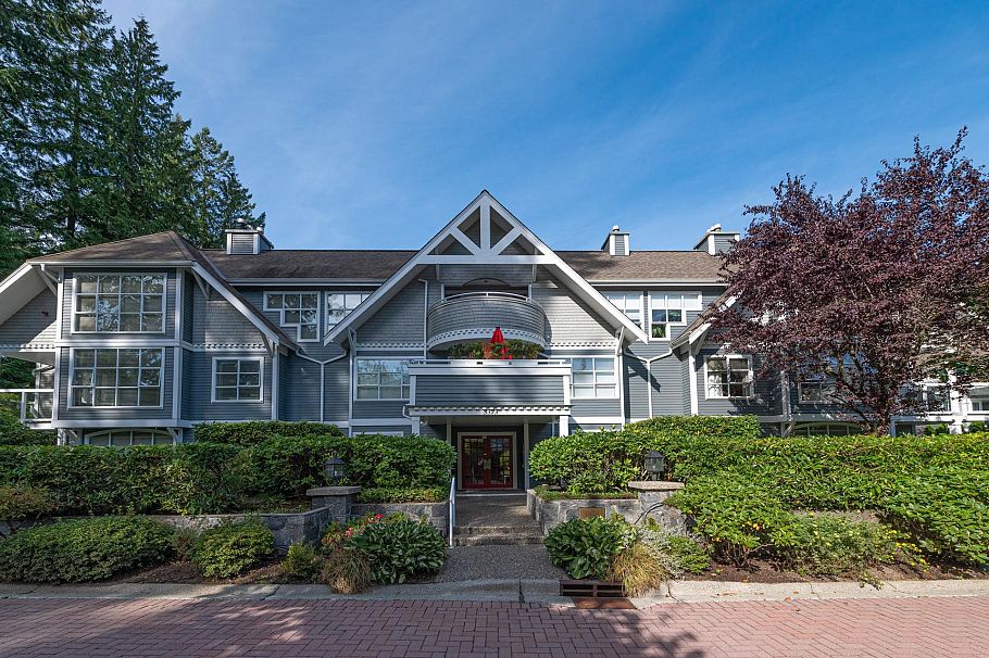303 3373 Capilano Crescent North Vancouver, BC - 31