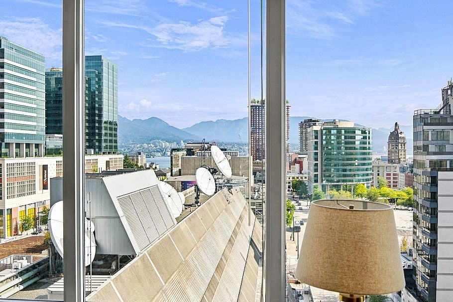 1703 233 Robson Street Vancouver, BC - 18