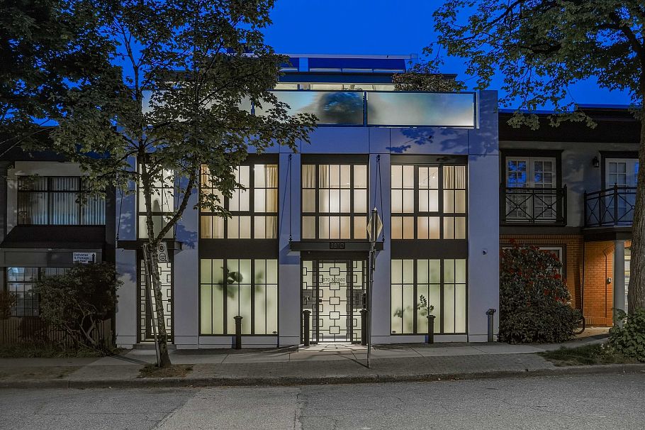3870 Commercial Street Vancouver, BC - 37