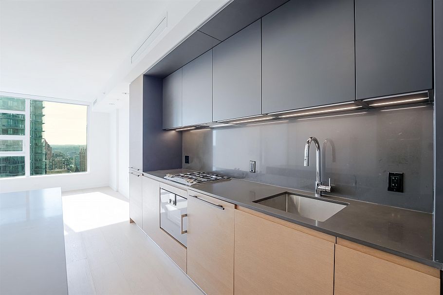 2710 1289 Hornby Street Vancouver, BC - 5
