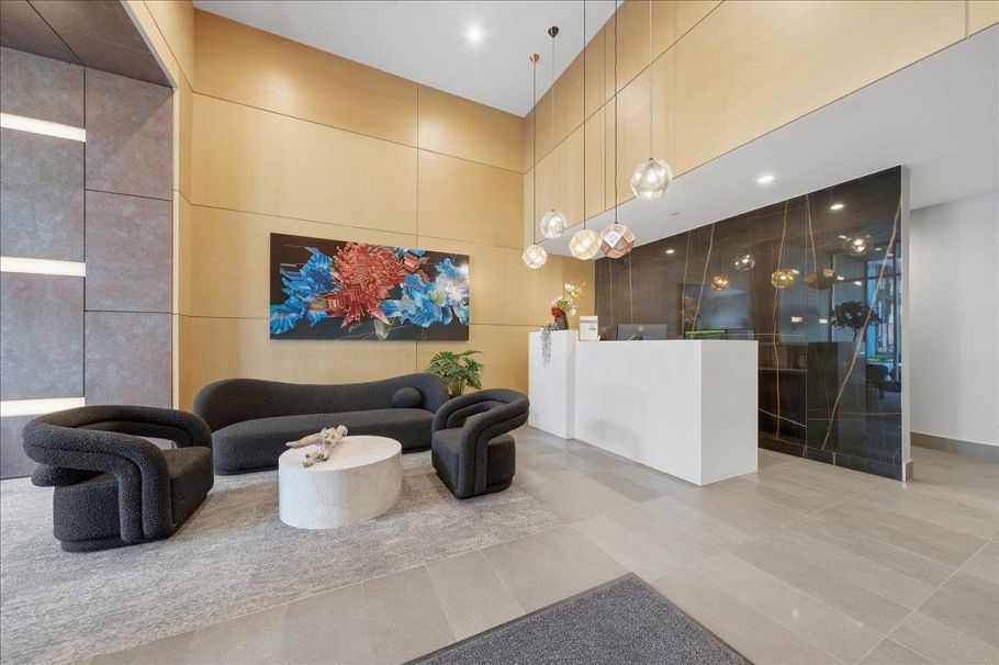 1002 3438 Sawmill Crescent Vancouver, BC - 3