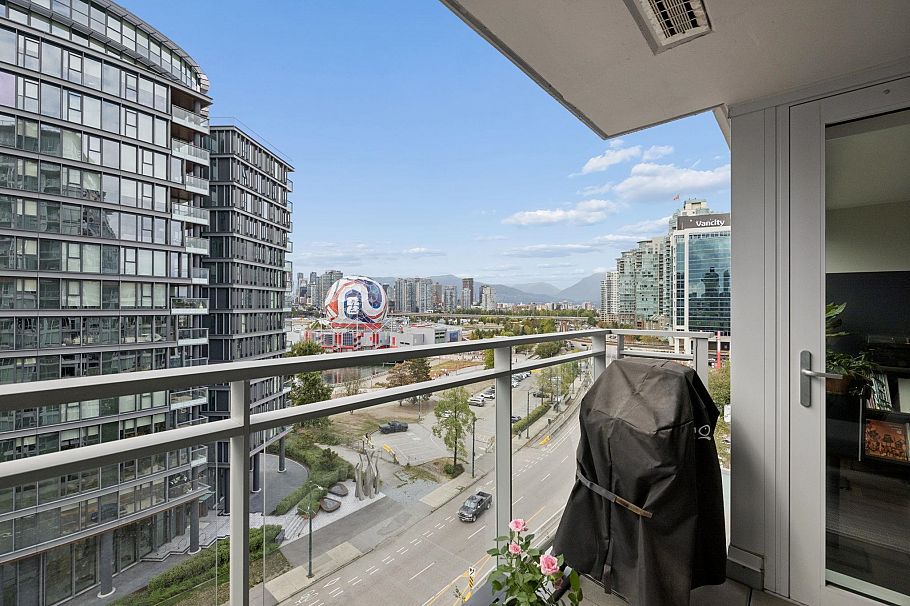 1106 1618 Quebec Street Vancouver, BC - 19
