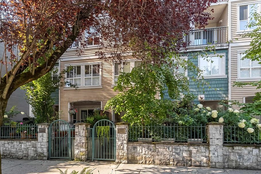 3228 Heather Street Vancouver, BC - 1