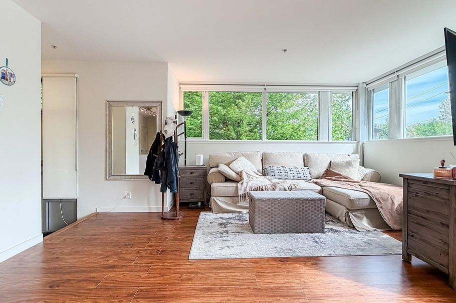 390 E 11TH AVE, Vancouver BC V5T 4V9 Vancouver, BC - 8