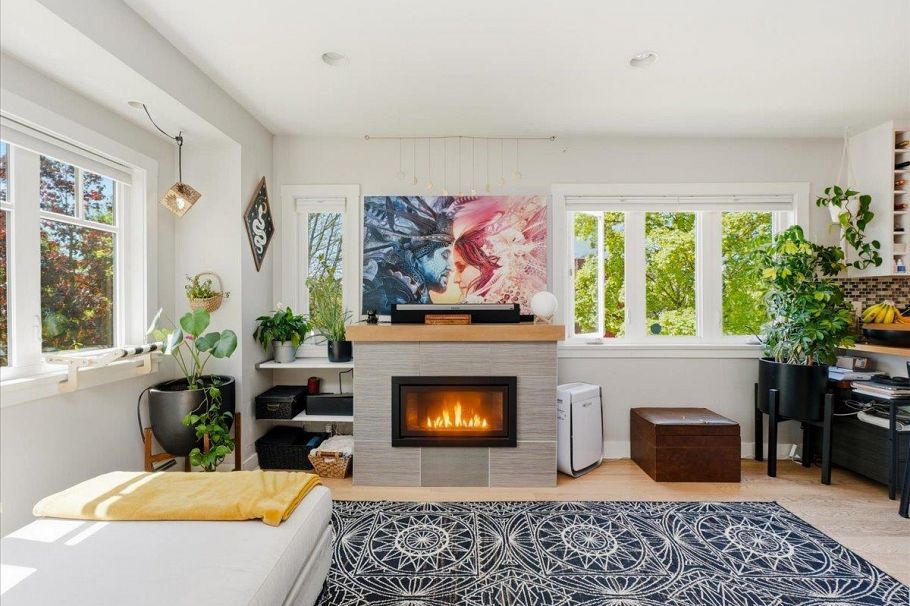 2607 E 5th Avenue Vancouver, BC - 3