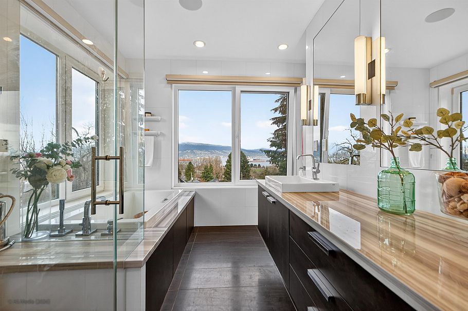 4350 Locarno Crescent Vancouver, BC - 16