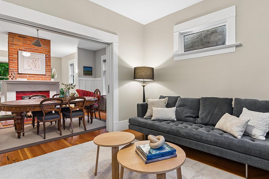 559 W 18th Avenue Vancouver, BC - 4