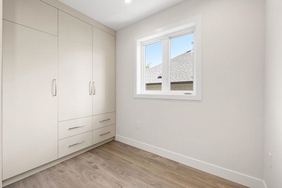 1 2528 Turner Street Vancouver, BC - 26