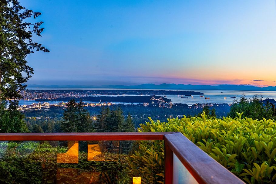 187 Rondoval Crescent North Vancouver, BC - 33