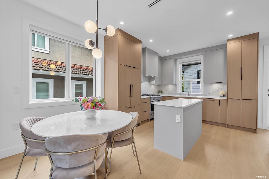 1 3436 Triumph Street Vancouver, BC - 12