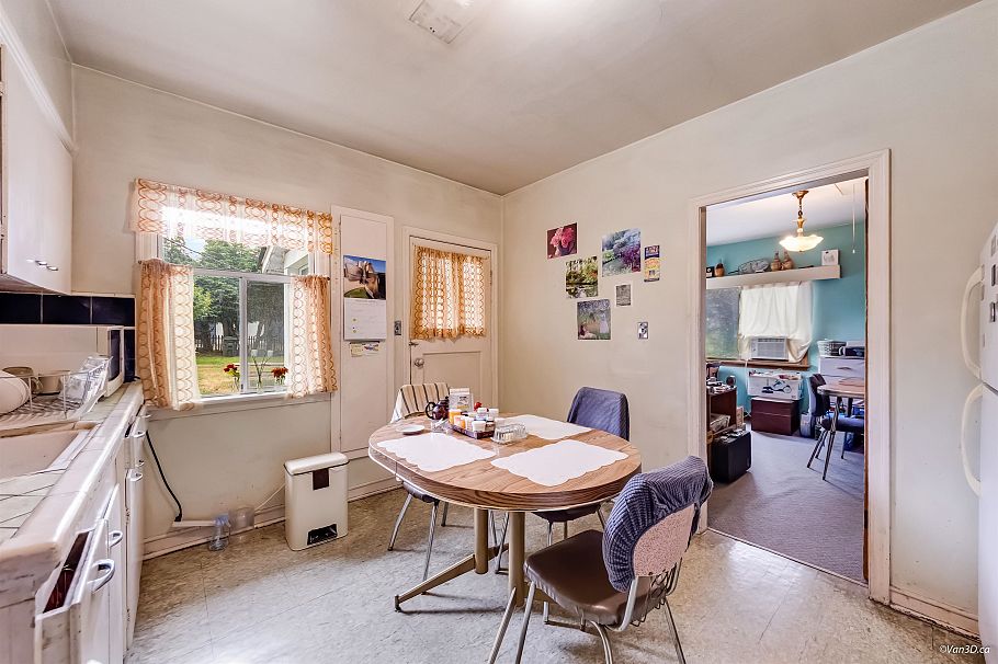 96 W 16th Avenue Vancouver, BC - 26
