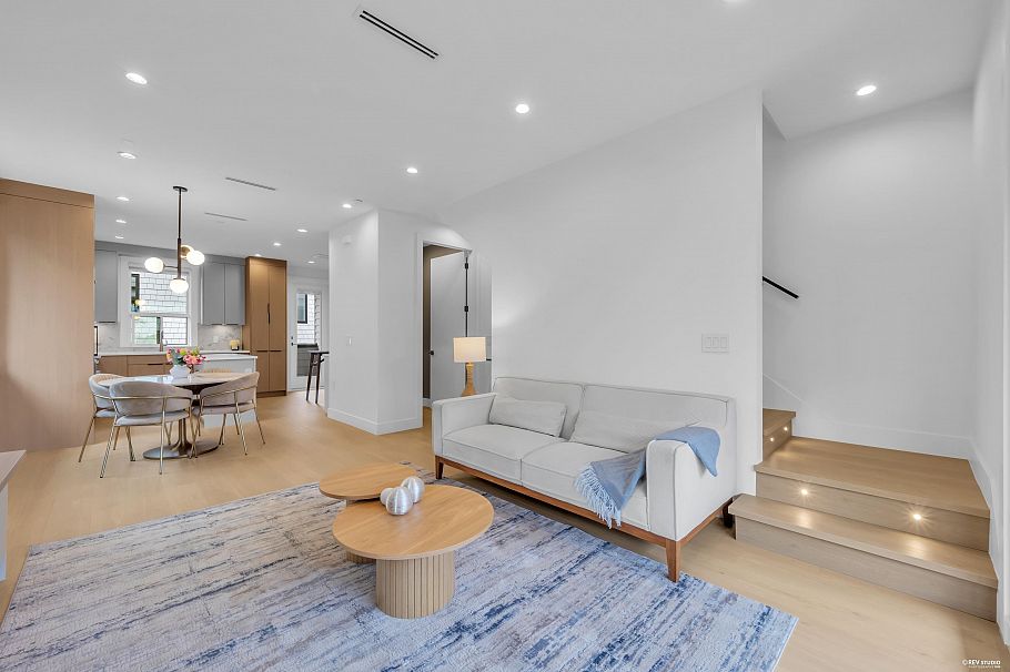 1 3436 Triumph Street Vancouver, BC - 9