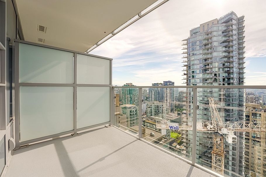 2710 1289 Hornby Street Vancouver, BC - 16