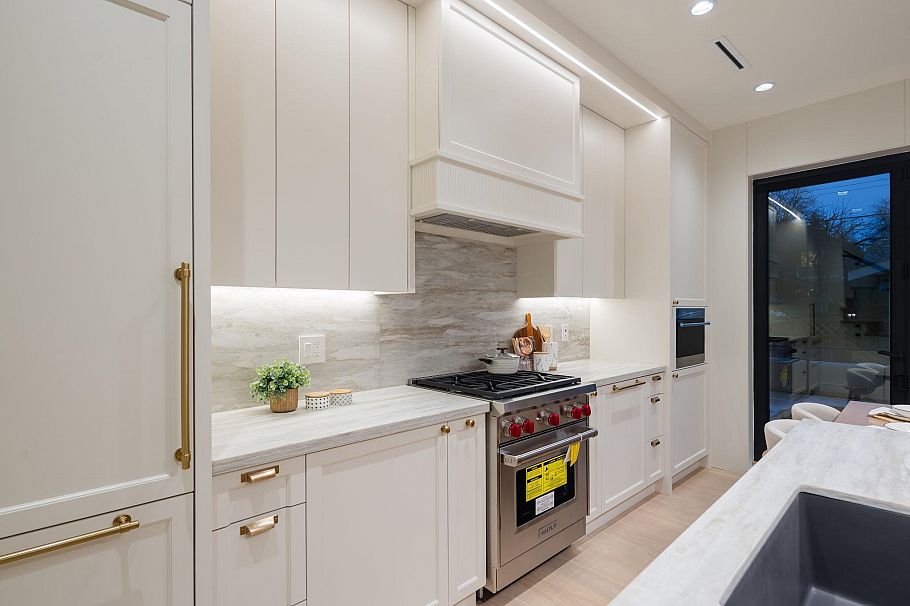 2 3036 W 13th Avenue Vancouver, BC - 37