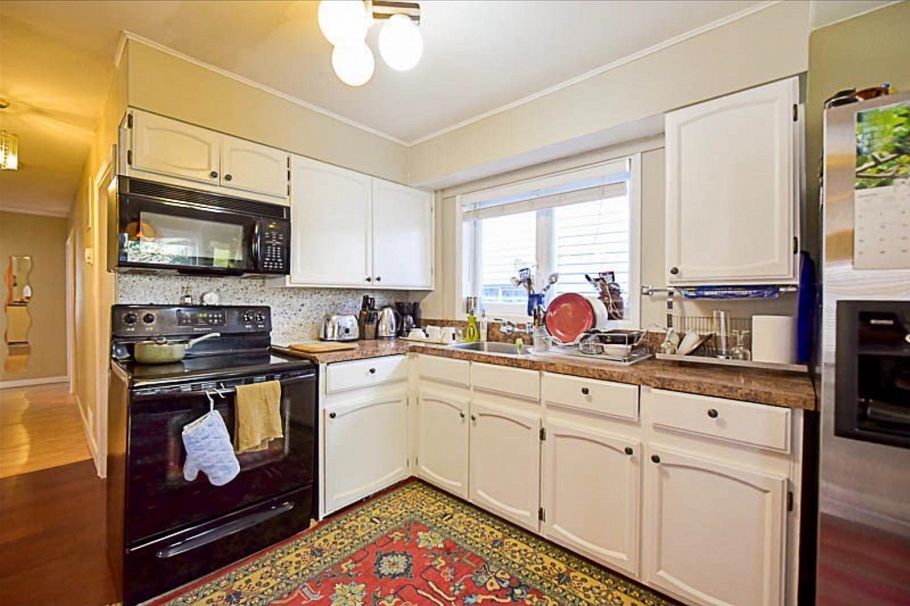 5715 Culloden Street Vancouver, BC - 9