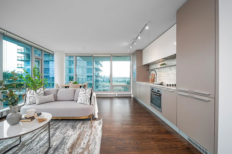 904 8131 Nunavut Lane Vancouver, BC - 5