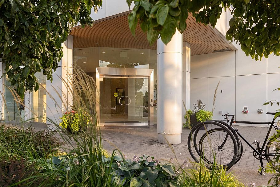 702 1099 Marinaside Crescent Vancouver, BC - 32
