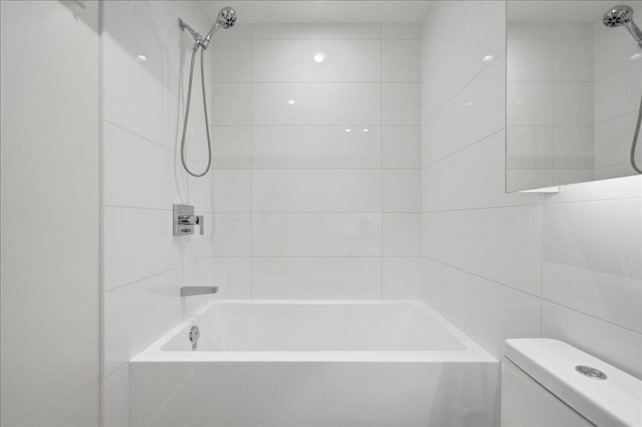 1002 3438 Sawmill Crescent Vancouver, BC - 22