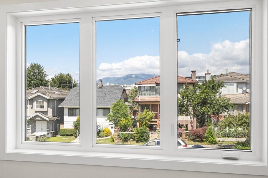 1 2528 Turner Street Vancouver, BC - 23