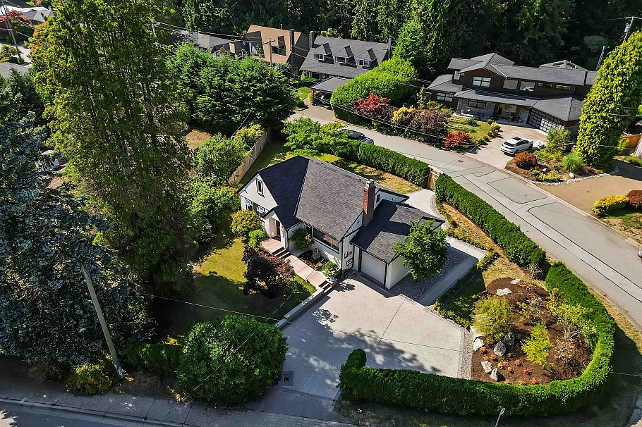 3975 Highland Boulevard North Vancouver, BC - 25