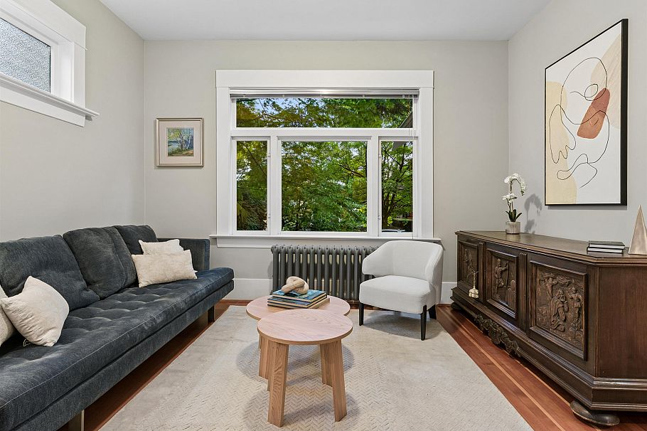 559 W 18th Avenue Vancouver, BC - 3