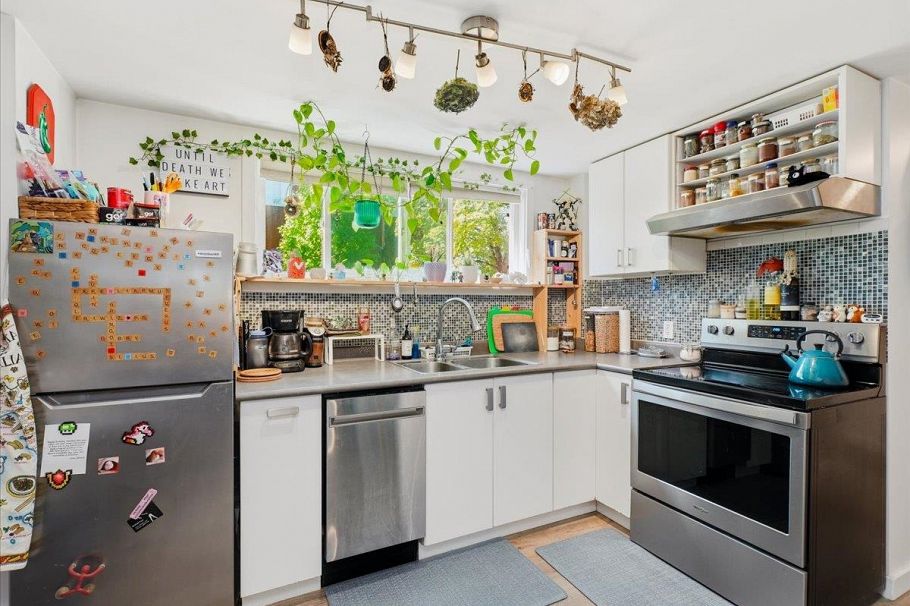 2607 E 5th Avenue Vancouver, BC - 30