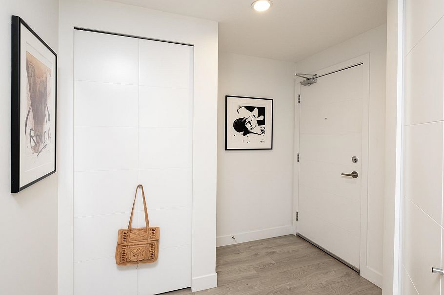 409 719 W 3rd Street North Vancouver, BC - 24