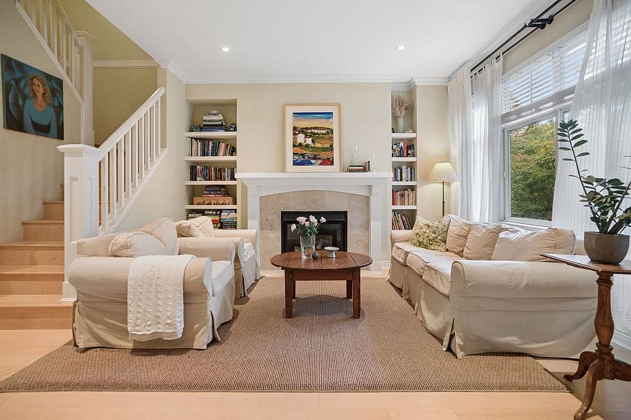 5380 Larch Street Vancouver, BC - 2