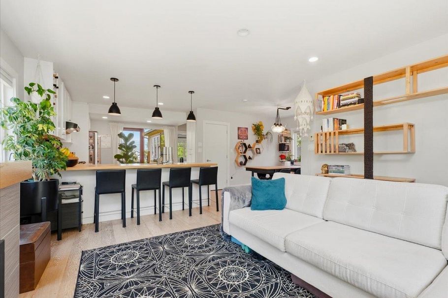 2607 E 5th Avenue Vancouver, BC - 8